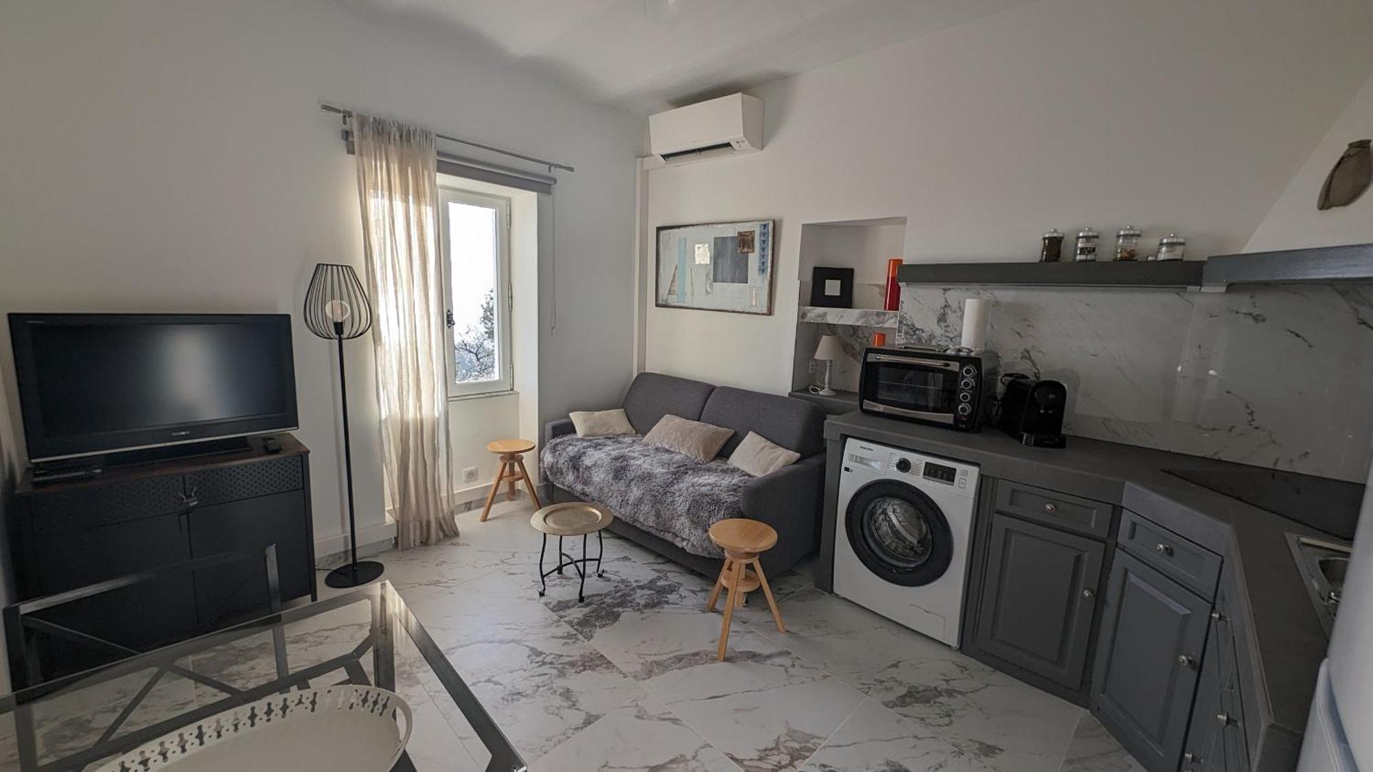 Le Mas D'Angeline, Vue Mer, Jardin Commun, Parking, Voiture Requise, 10 Min En Voiture De Monaco, Route Etroite, Pente Raide, Croisement Limite, Sea View, Shared Garden, Parking, Car Required, 10 Min Drive From Monaco, Narrow Steep Road, Limited Pass Beausoleil Eksteriør billede