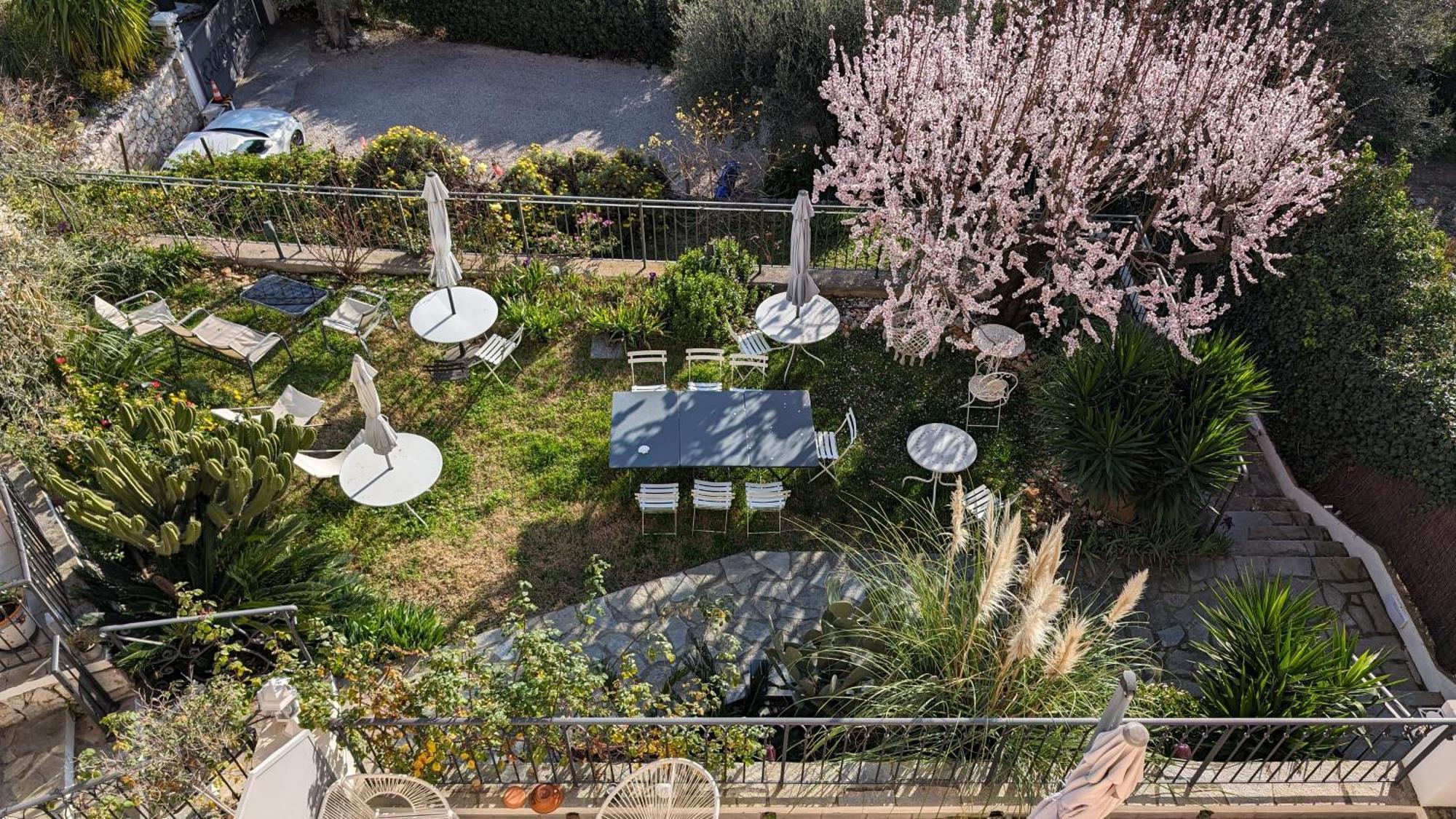 Le Mas D'Angeline, Vue Mer, Jardin Commun, Parking, Voiture Requise, 10 Min En Voiture De Monaco, Route Etroite, Pente Raide, Croisement Limite, Sea View, Shared Garden, Parking, Car Required, 10 Min Drive From Monaco, Narrow Steep Road, Limited Pass Beausoleil Eksteriør billede