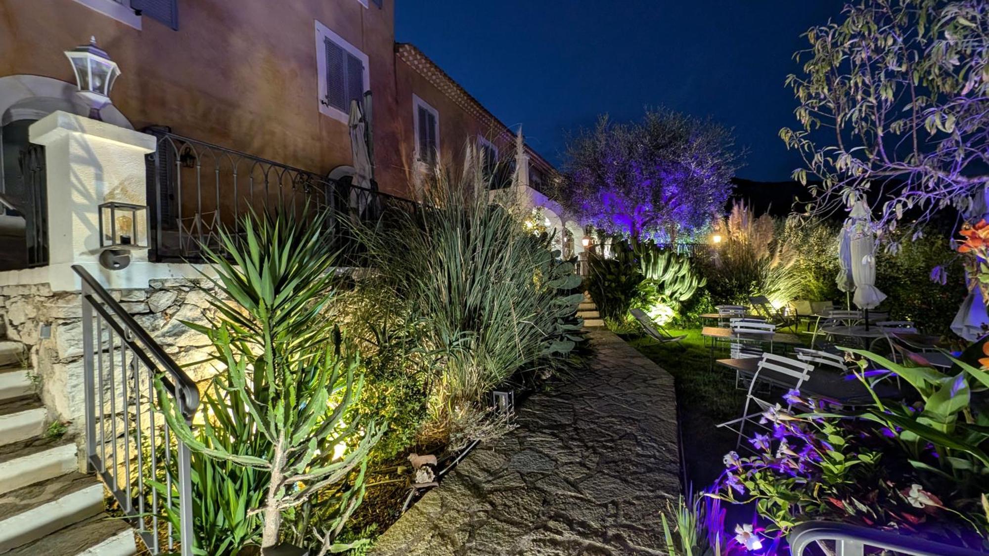 Le Mas D'Angeline, Vue Mer, Jardin Commun, Parking, Voiture Requise, 10 Min En Voiture De Monaco, Route Etroite, Pente Raide, Croisement Limite, Sea View, Shared Garden, Parking, Car Required, 10 Min Drive From Monaco, Narrow Steep Road, Limited Pass Beausoleil Eksteriør billede