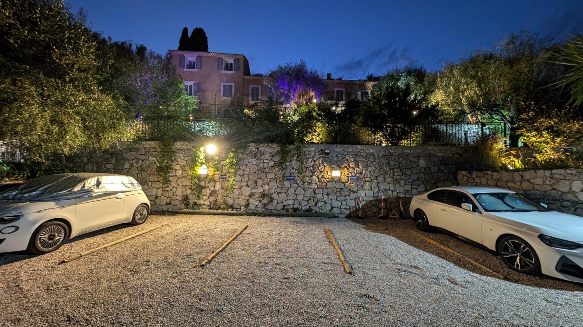 Le Mas D'Angeline, Vue Mer, Jardin Commun, Parking, Voiture Requise, 10 Min En Voiture De Monaco, Route Etroite, Pente Raide, Croisement Limite, Sea View, Shared Garden, Parking, Car Required, 10 Min Drive From Monaco, Narrow Steep Road, Limited Pass Beausoleil Eksteriør billede