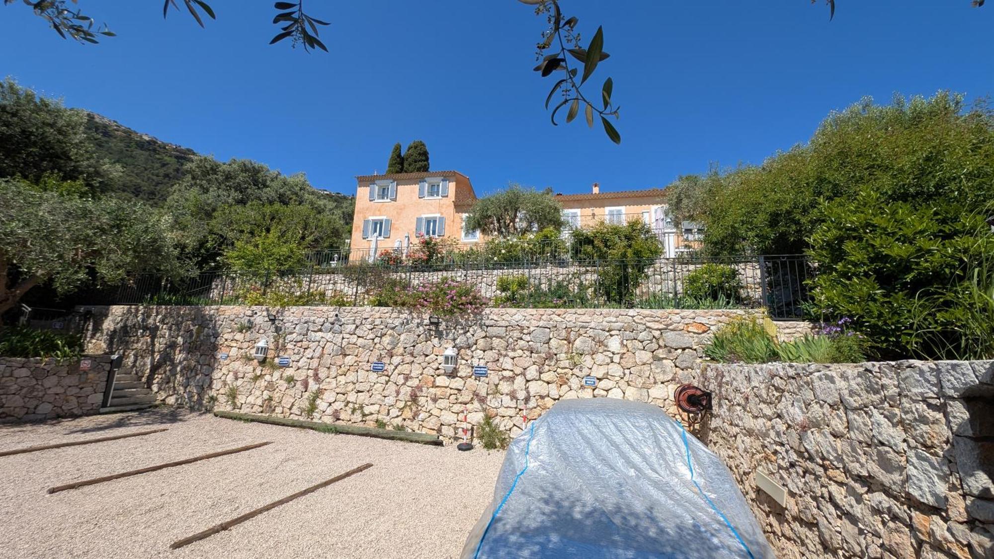 Le Mas D'Angeline, Vue Mer, Jardin Commun, Parking, Voiture Requise, 10 Min En Voiture De Monaco, Route Etroite, Pente Raide, Croisement Limite, Sea View, Shared Garden, Parking, Car Required, 10 Min Drive From Monaco, Narrow Steep Road, Limited Pass Beausoleil Eksteriør billede