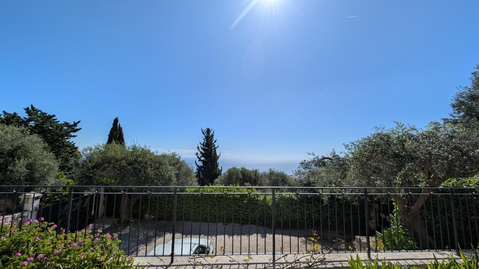 Le Mas D'Angeline, Vue Mer, Jardin Commun, Parking, Voiture Requise, 10 Min En Voiture De Monaco, Route Etroite, Pente Raide, Croisement Limite, Sea View, Shared Garden, Parking, Car Required, 10 Min Drive From Monaco, Narrow Steep Road, Limited Pass Beausoleil Eksteriør billede