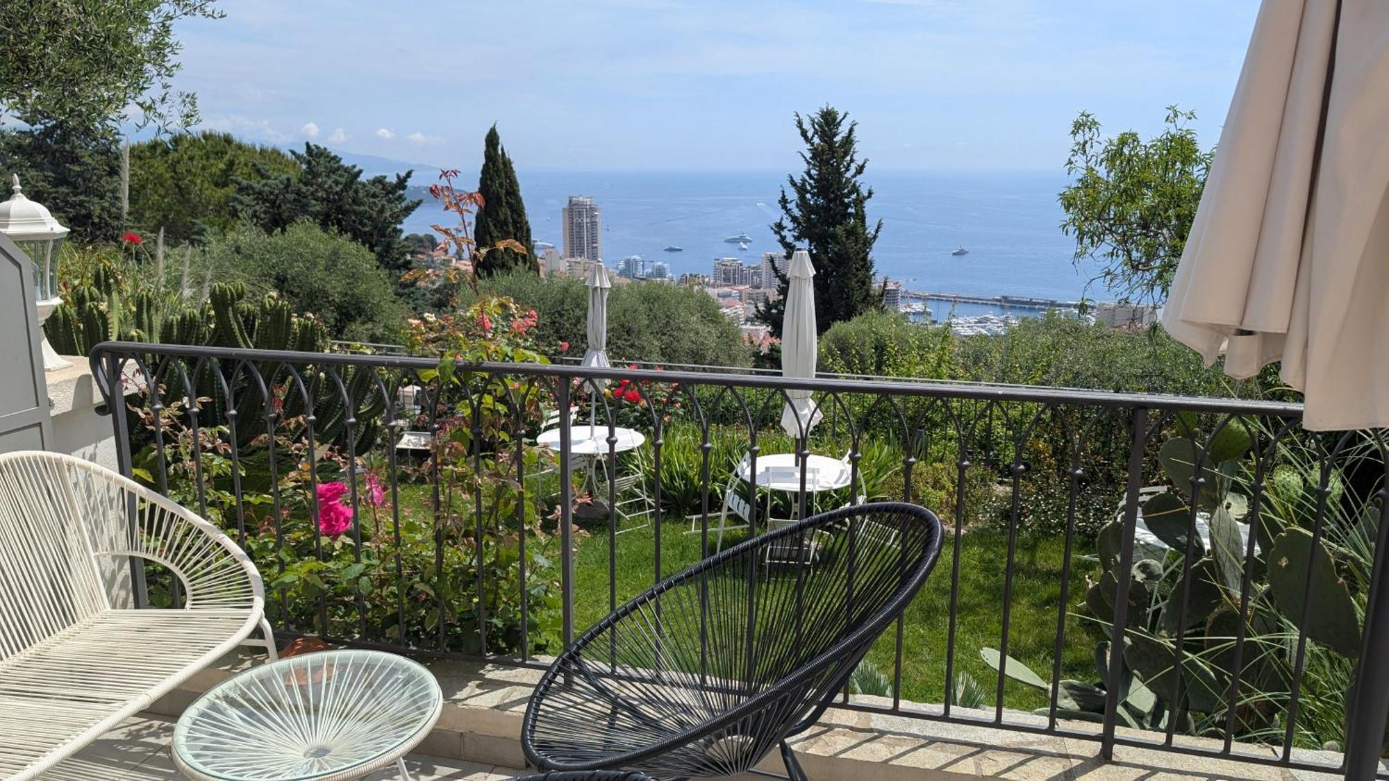 Le Mas D'Angeline, Vue Mer, Jardin Commun, Parking, Voiture Requise, 10 Min En Voiture De Monaco, Route Etroite, Pente Raide, Croisement Limite, Sea View, Shared Garden, Parking, Car Required, 10 Min Drive From Monaco, Narrow Steep Road, Limited Pass Beausoleil Eksteriør billede